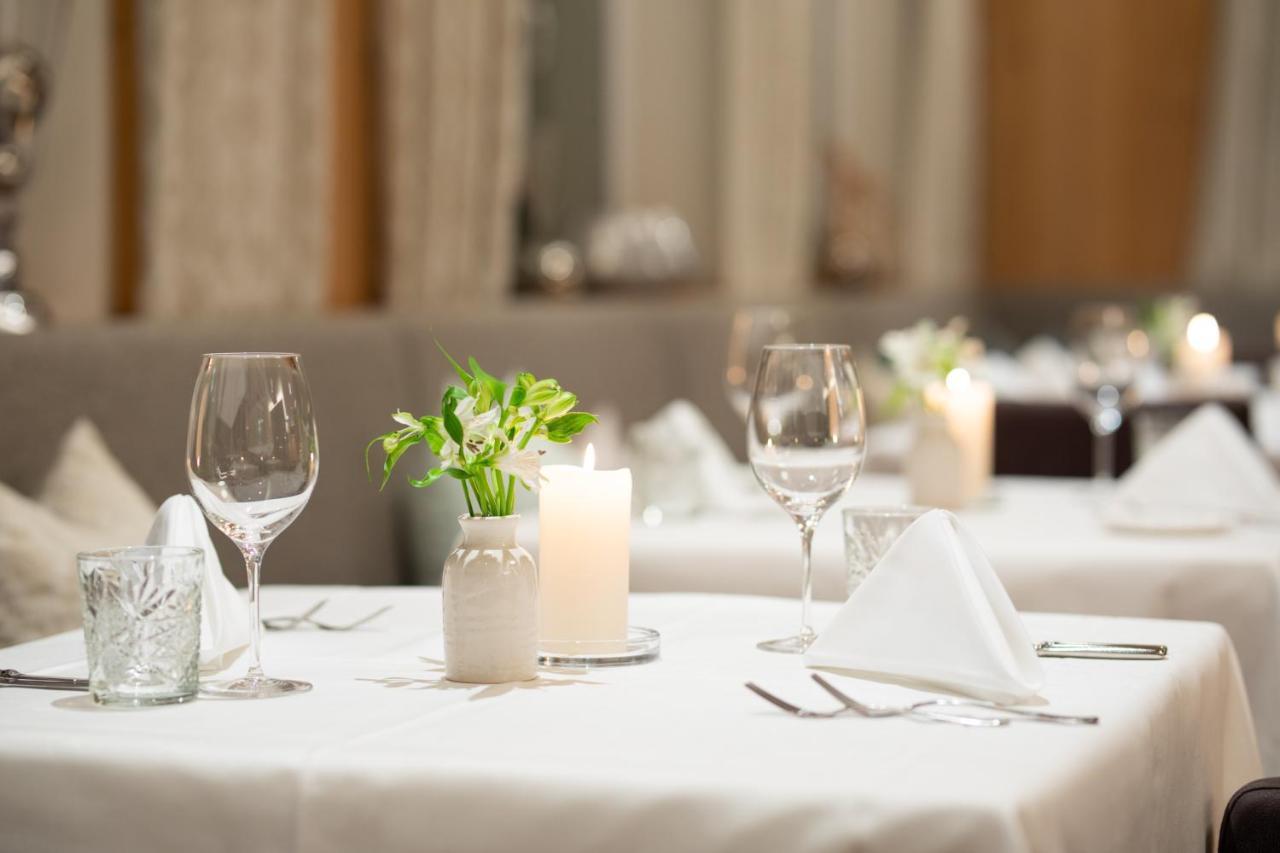 Hotel Restaurant Formarin Oberlech Exterior foto